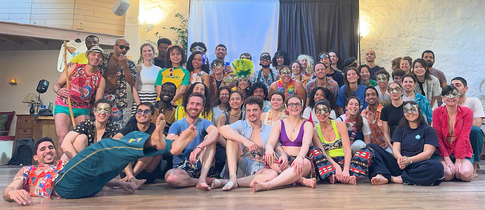 association jogaki capoeira paris - ambiance conviviale du club de sport